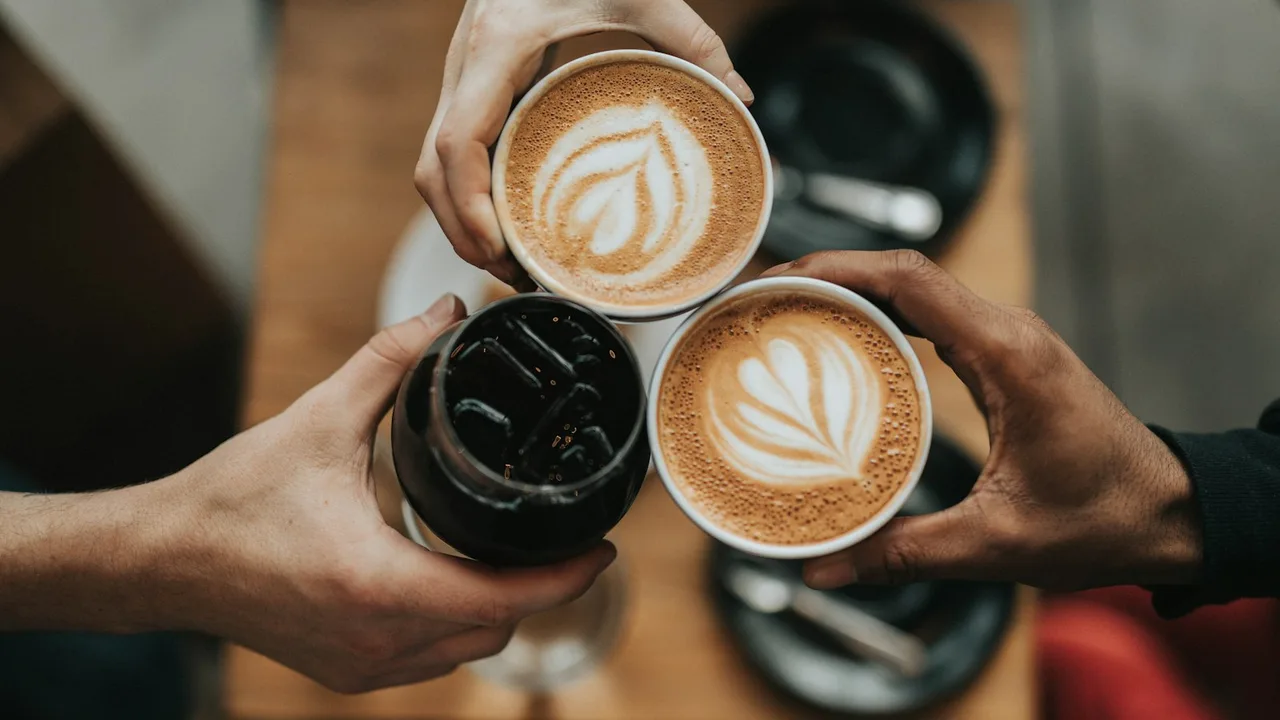 The JavaScript event loop, explained with a coffee shop